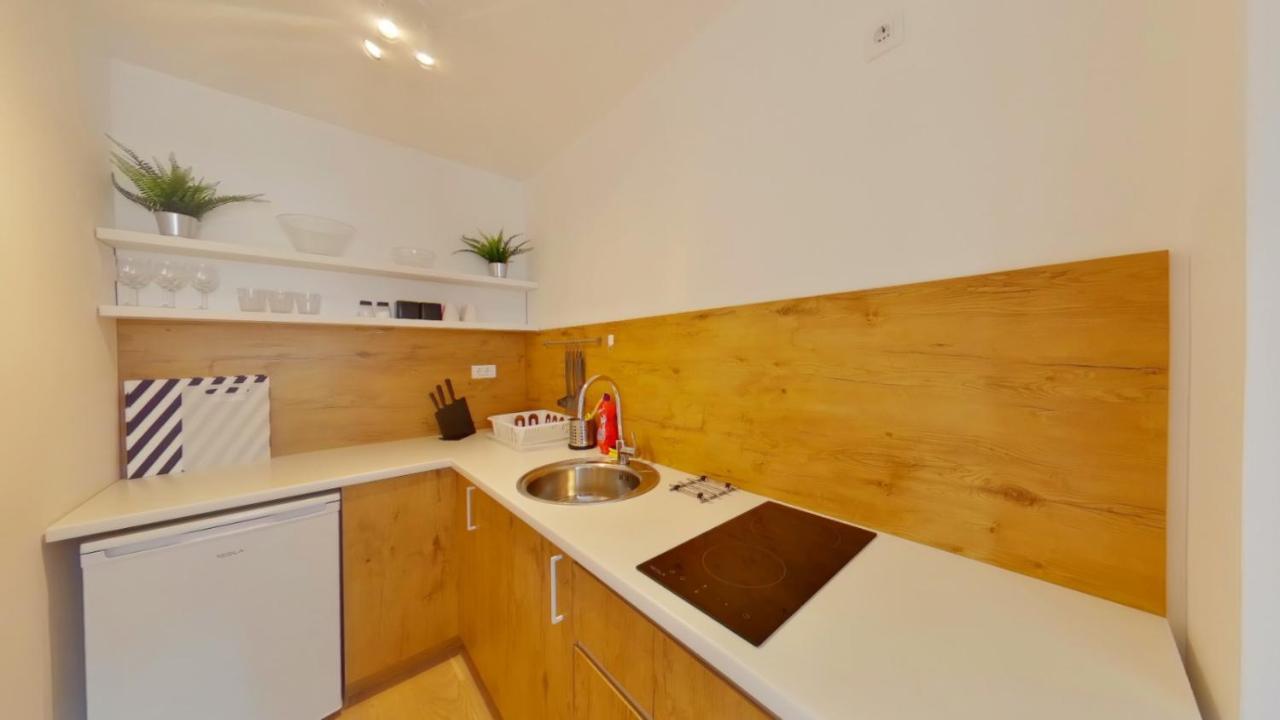 Mountain Angel Apartment Яхорина Екстер'єр фото